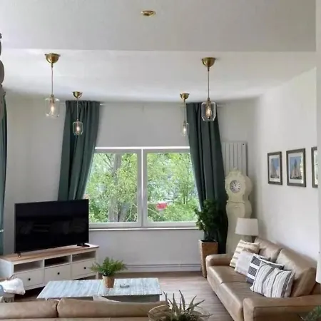 Ferienwohnung Am Hafen - Fuer 8 Personen *
