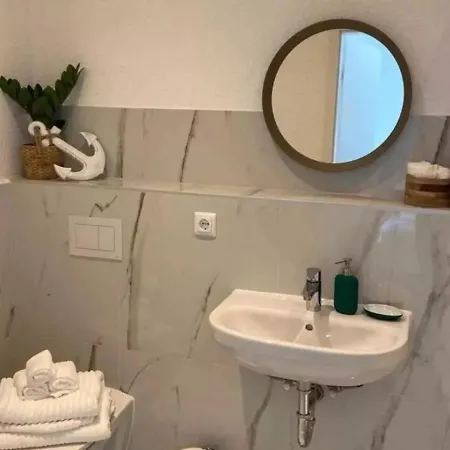 Ferienwohnung Am Hafen - Fuer 8 Personen *
